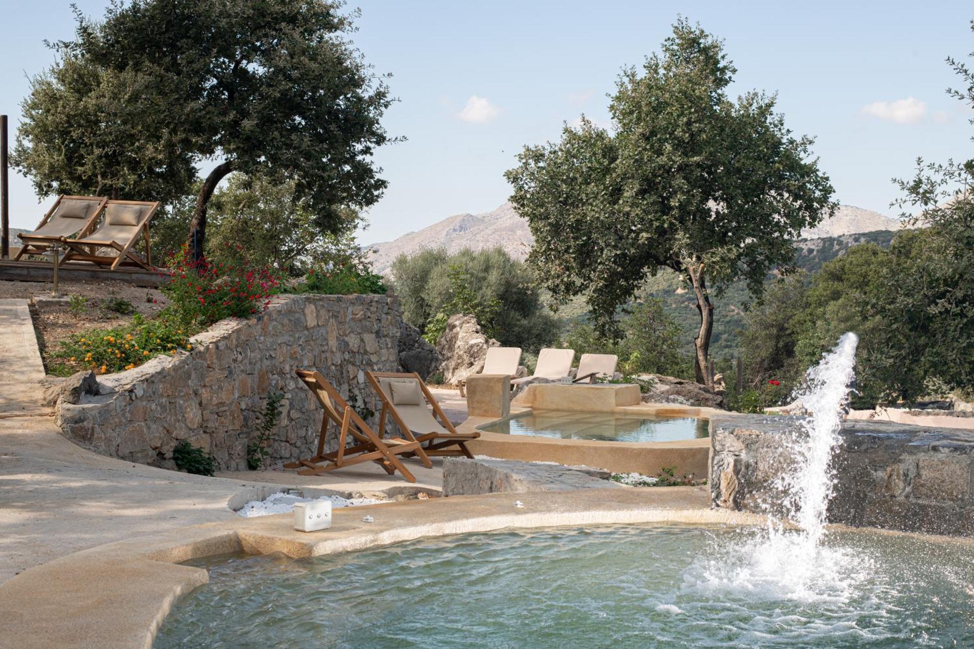 Enagron Ecotourism Village Axós Exteriér fotografie
