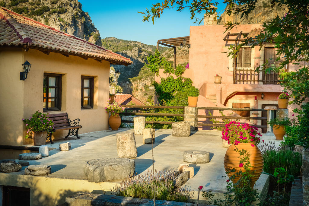 Enagron Ecotourism Village Axós Exteriér fotografie